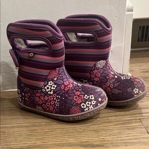 Bogs Winter Boots Toddler Size 8